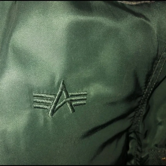 Alpha Industries Super Rare Size XS - Picture 7 of 9